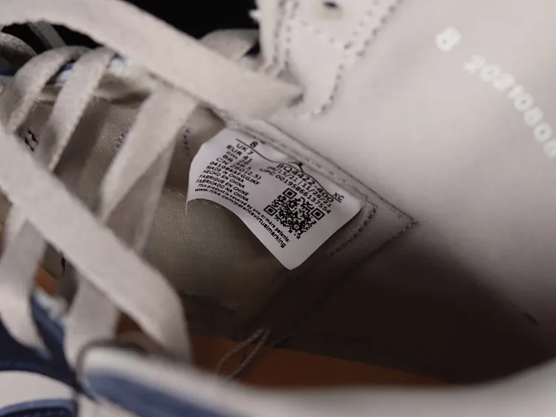 All categories Air Jordan Jordan series basketball shoes Air Jordan 1 High LJR version Air Jordan 1 High "Georgetown" AJ1 Joe 1 Georgetown high-top basketball shoes BQ4422-400